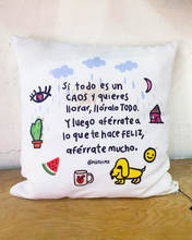 Cargar imagen en el visor de la galería, COJÍN CAOS
