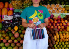 Cargar imagen en el visor de la galería, FRUTAS CHULAS TEE
