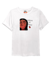 Cargar imagen en el visor de la galería, PLAYERA MORENA DE FUEGO
